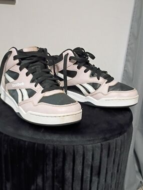 Reebok Sneakers